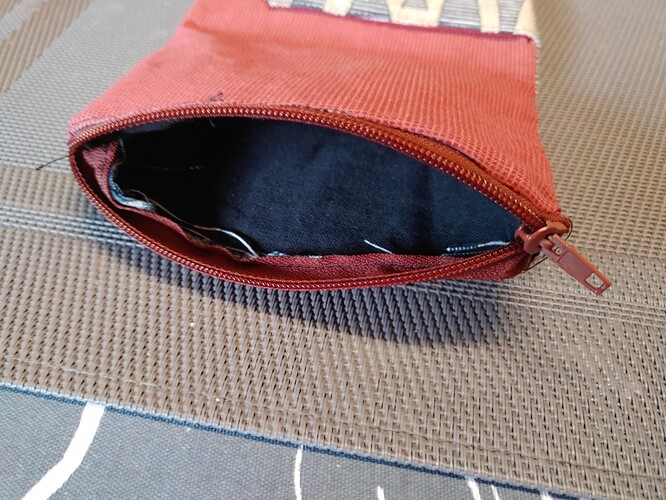 August 21 Geldbörse 1